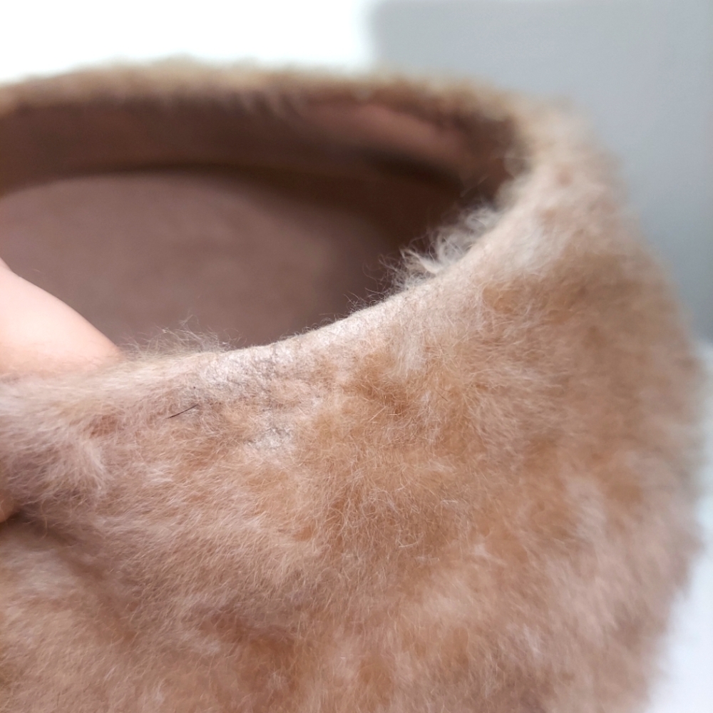 Leslie James Best Apparel Vintage 1960's Tan Mohair Hat - Picture 12 of 12